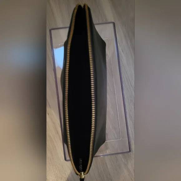 Portland Leather Goods Black Leather Tote Bag + Makeup Bag - Picture 12 of 16